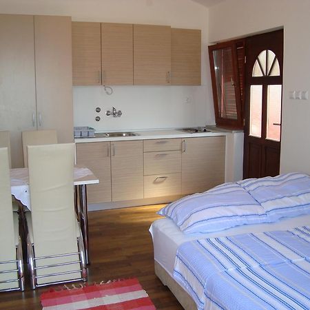 Apartments Josip Pinezici  Luaran gambar